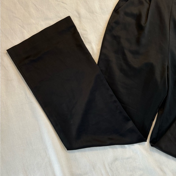 Guess sleeves halter ultra sexy jumpsuit Black size 0 - Picture 12 of 12